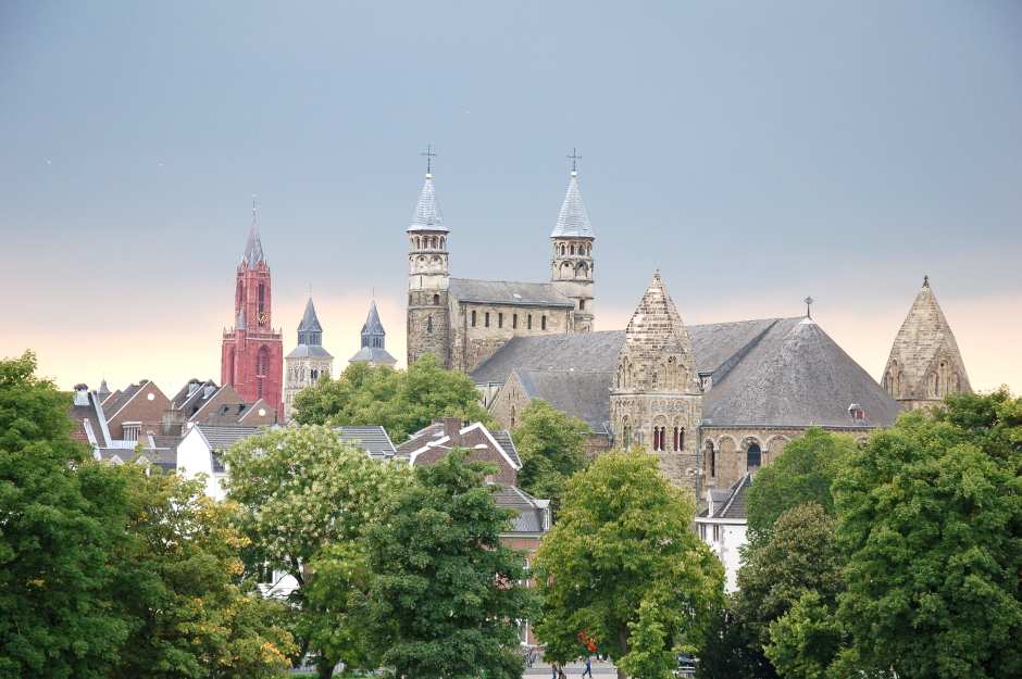 ..// Maastricht  //..